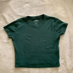 holister baby tee